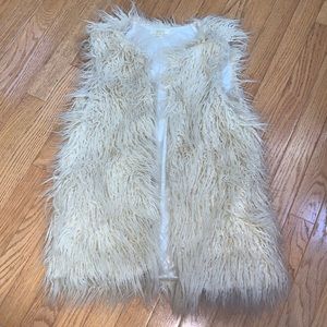 cream throw vest. size small! super cute